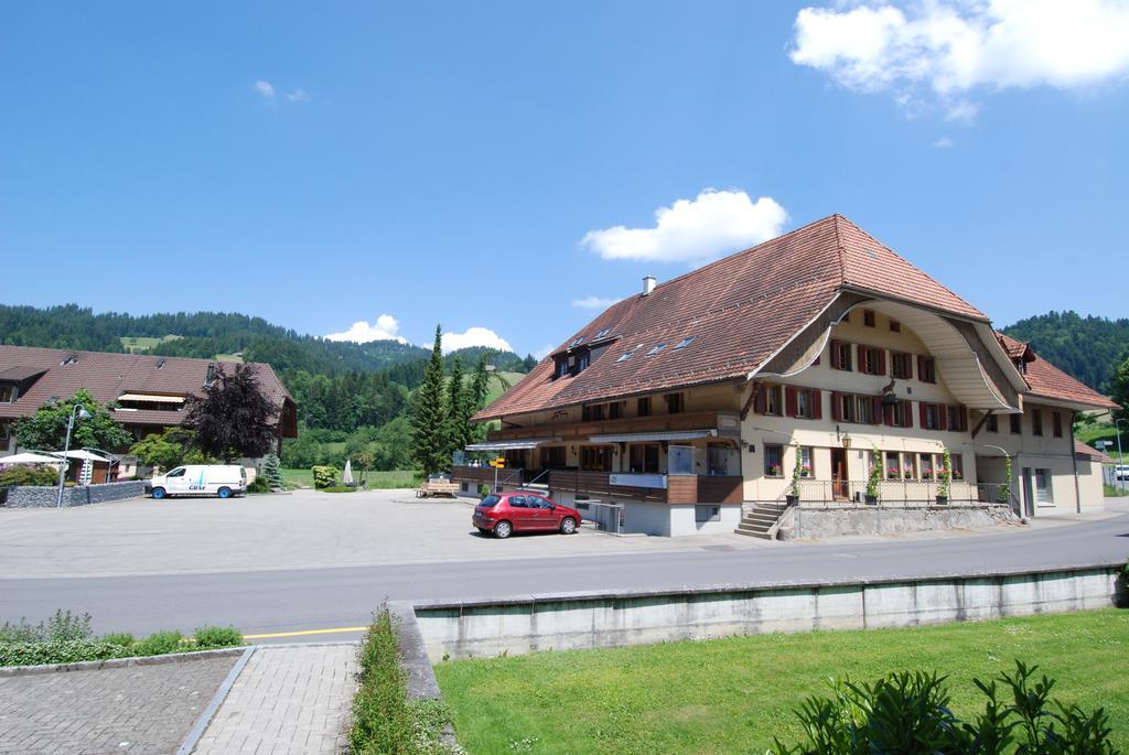 Отель Hirschen Eggiwil Экстерьер фото